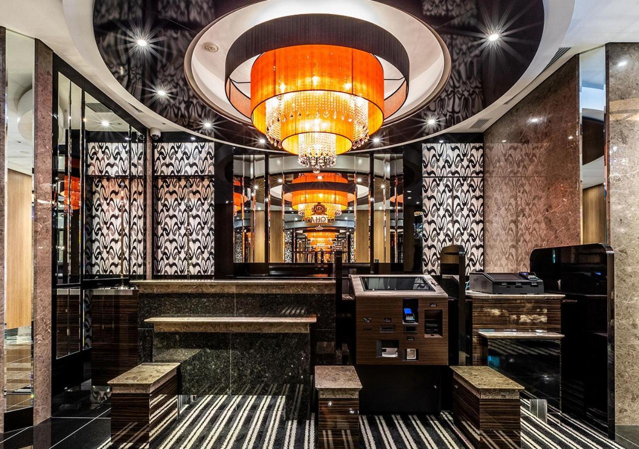 Apa Hotel Kobe Sannomiya Ekimae Экстерьер фото